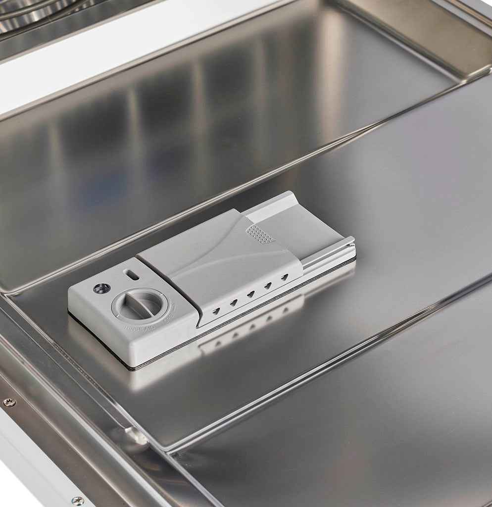 Classic Retro by Unique 24” Dishwasher