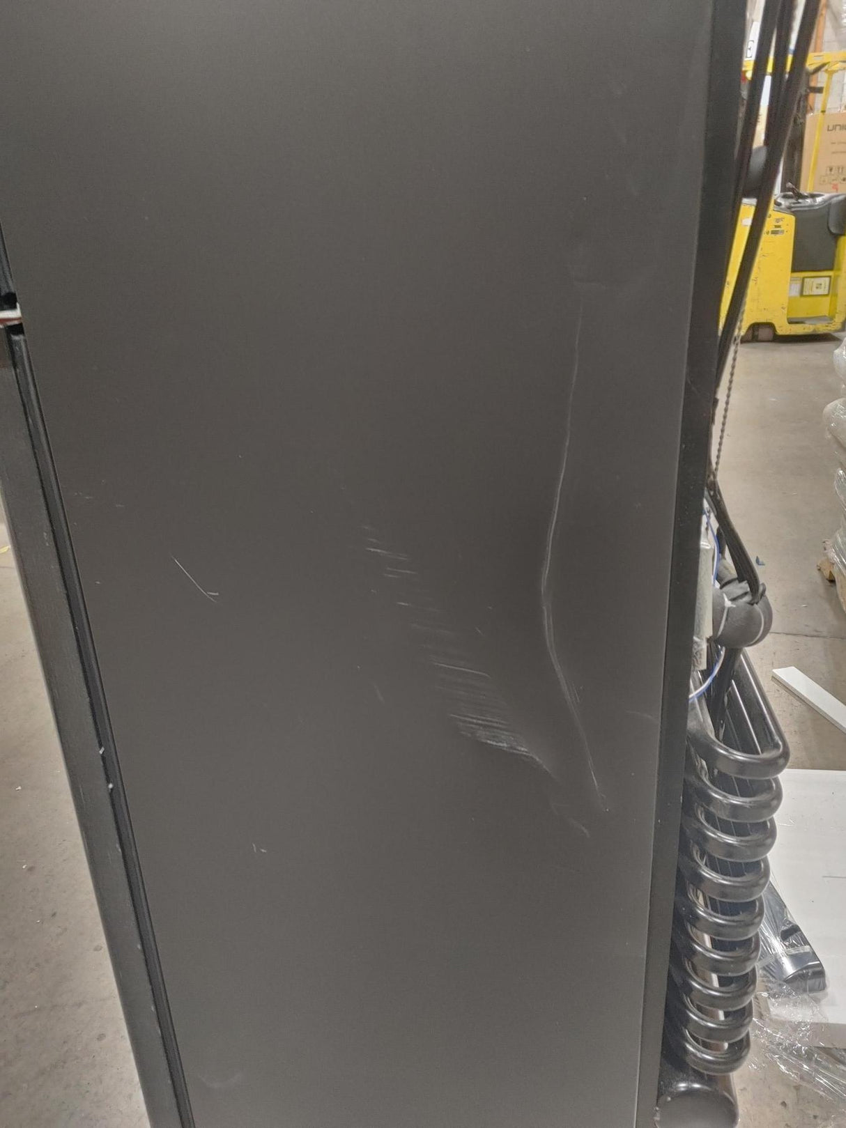 Unique 8 Cu/Ft Propane Refrigerator - Black / Carbon Monoxide Interlock (Scratch & Dent)